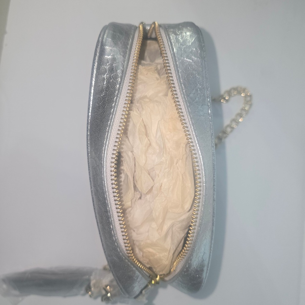 NWT Victoria's Secret Fashion Show Crossbody Bag Metallic Silver MSRP $70 - Picture 6 of 8